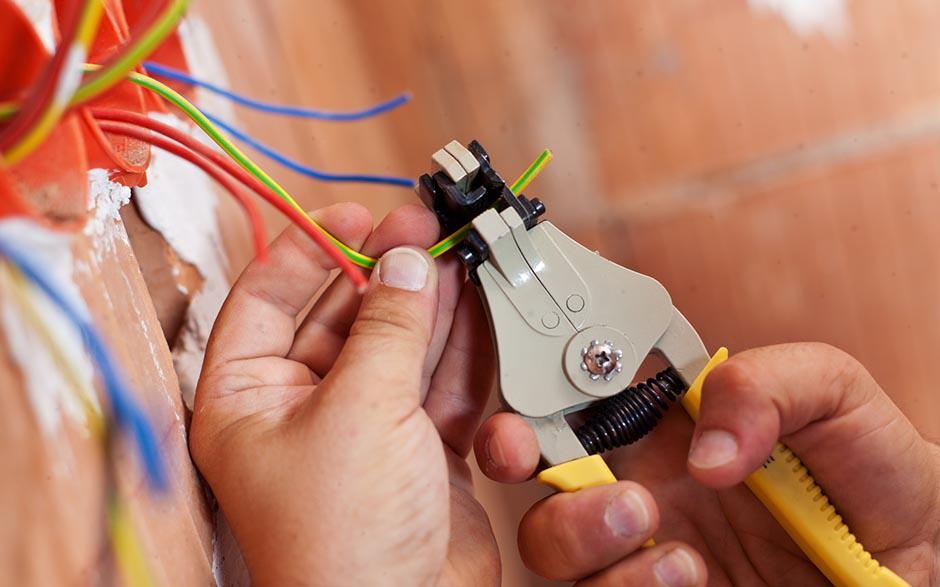 électricien de maintenance Breuillet